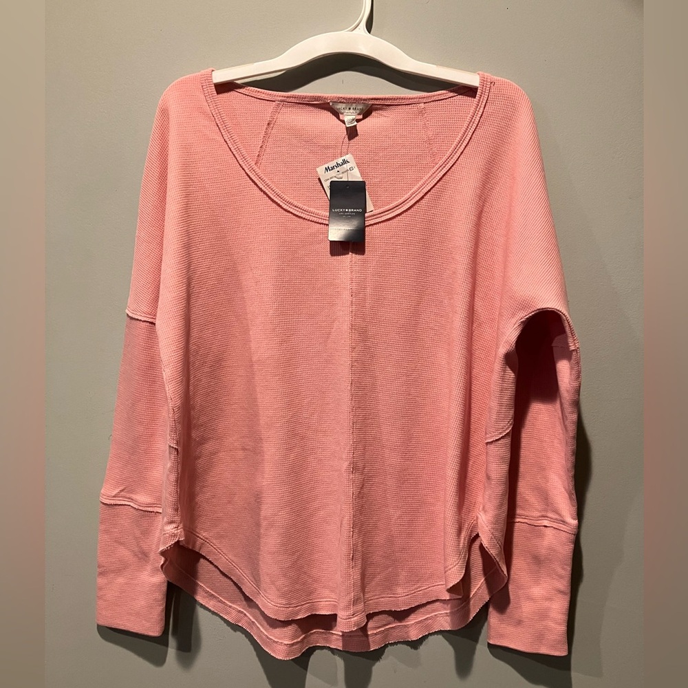 Lucky Brand scoop neck top- light pink
